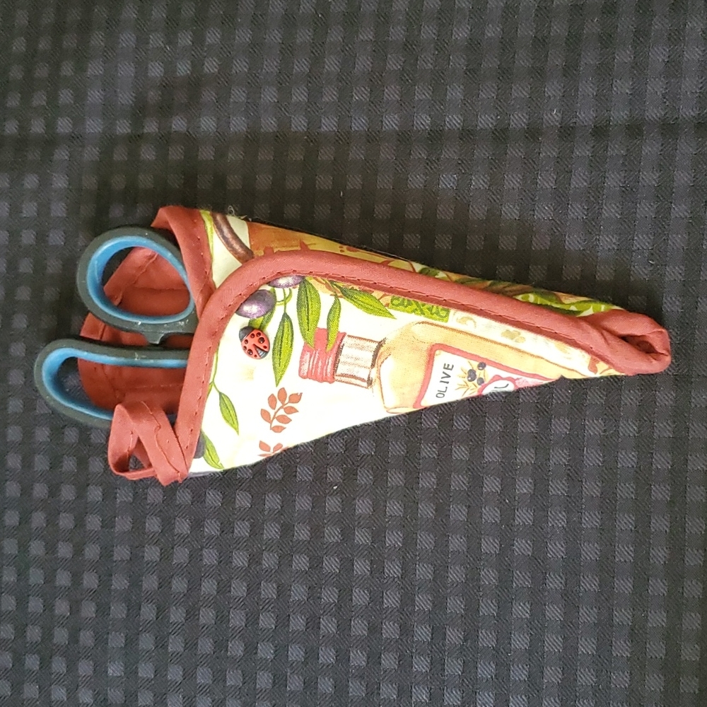 Oil and Olive, scissors, holder, kitchen, ladybug, gift, handmade, rust
